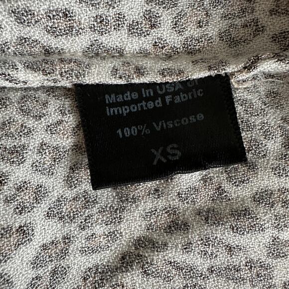 Jenni Kayne Leopard Shell Sleeveless Blouse Size XS - Picture 10 of 12